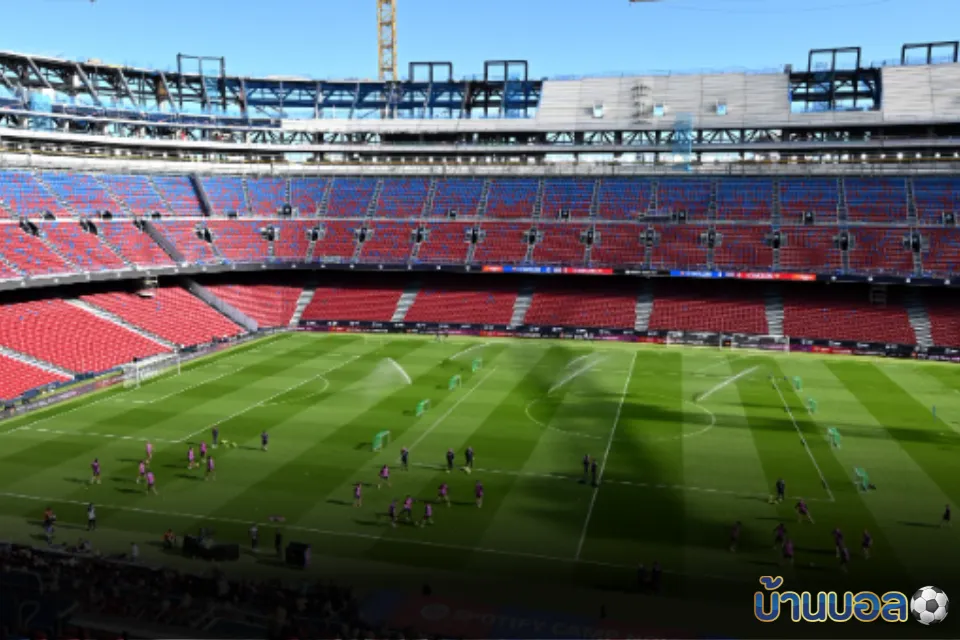 บาร์เซโลน่า ได้รับอนุมัติใช้สนาม สปอติฟาย คัมป์นู เป็นสังเวียนเหย้าในศึก ยูฟ่า แชมเปี้ยนส์ลีก พบกับ ไอน์ทรัคต์ แฟร้งค์เฟิร์ต