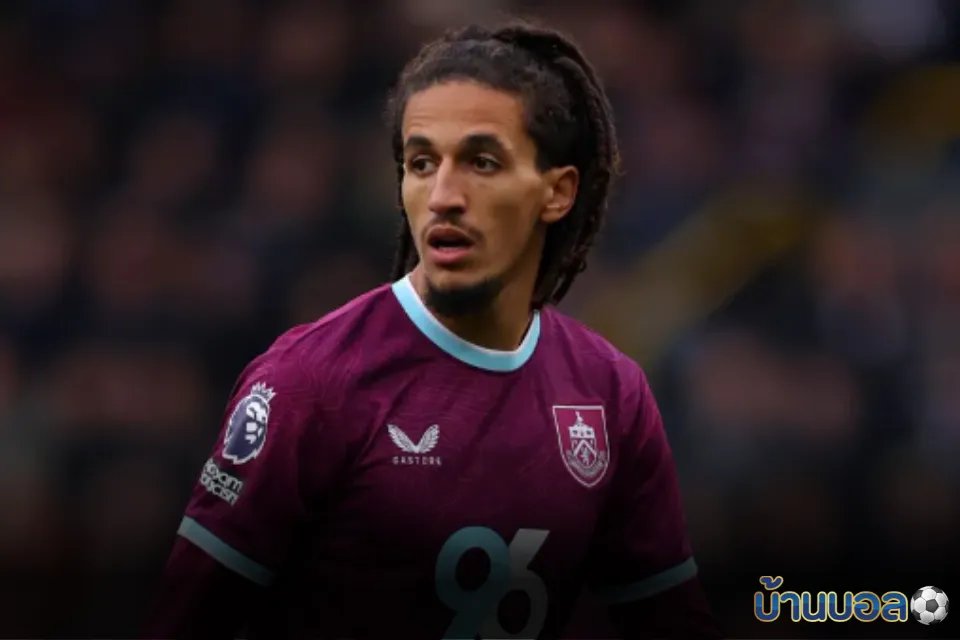 ฮันนิบาล เมจบรี้ ถูกตั้งข้อหาประพฤติไม่เหมาะสมจากเหตุถ่มน้ำลายใส่แฟนบอล