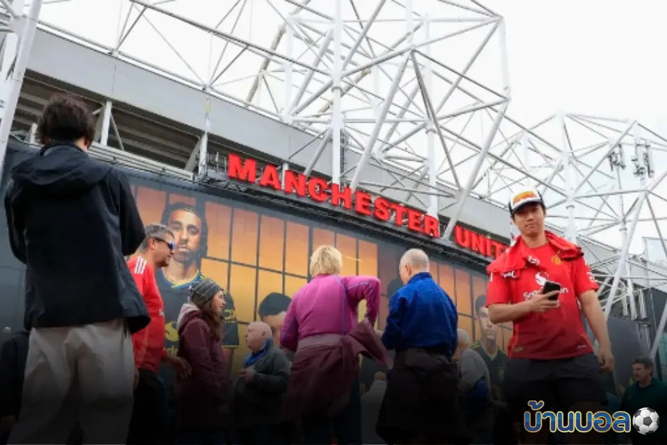 เอริก คันโตน่า บ่นแฟน “แมนเชสเตอร์ ยูไนเต็ด” นัดเหย้าเงียบกริบ ชี้แฟนบอลไปเที่ยวมากกว่าเชียร์จริง
